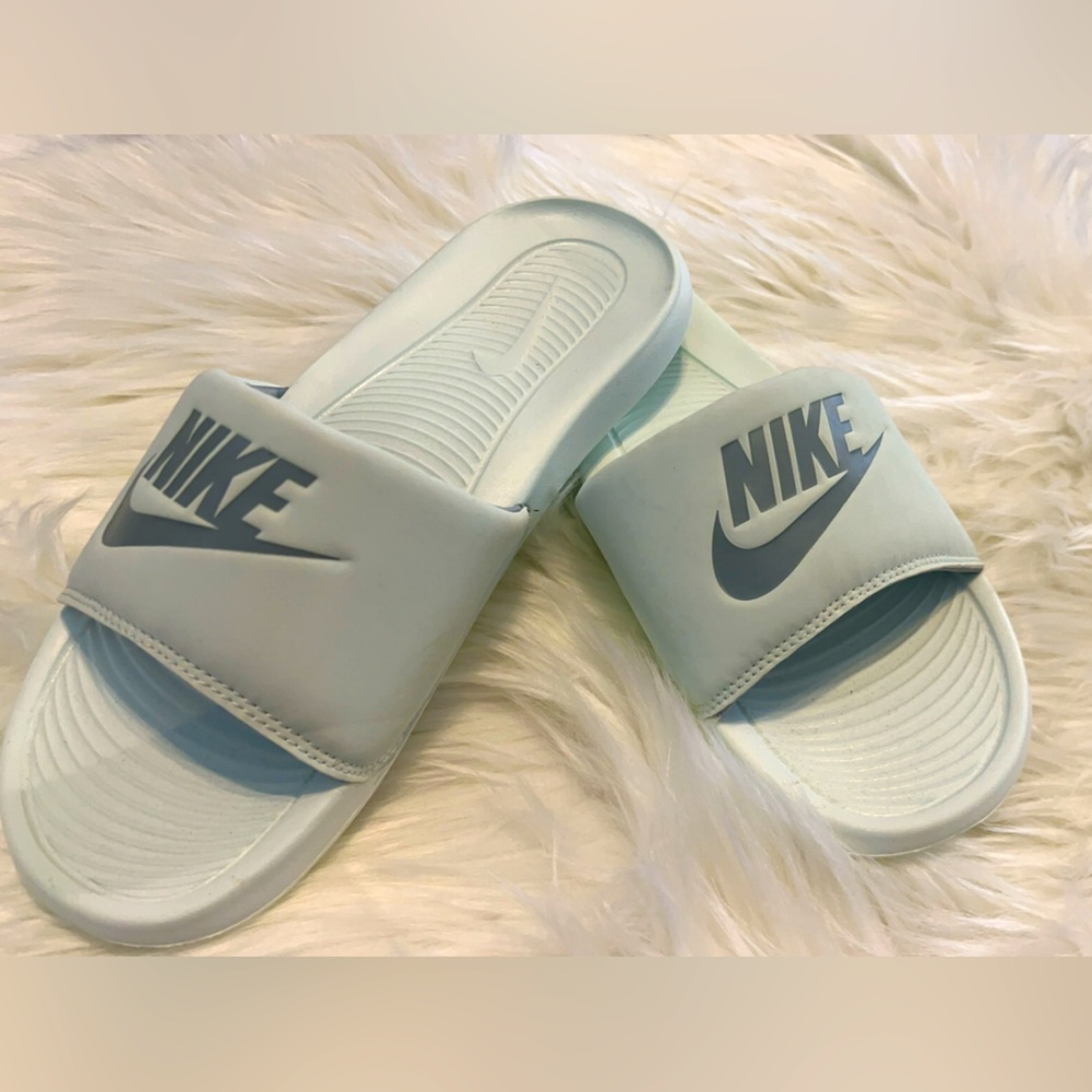 Mint Nike Shoes